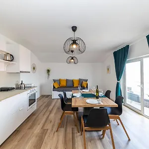 Maestral Apartmán